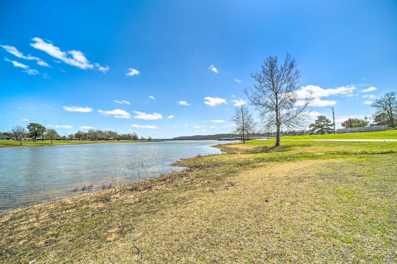 فيلا Lake Eufaula Retreat With Fire Pit, Near Main St! المظهر الخارجي الصورة